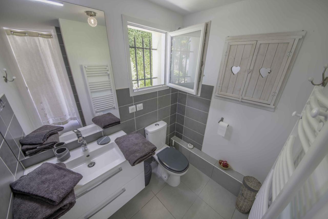 Bed and Breakfast Domaine La Garenne Reilhaguet Zewnętrze zdjęcie